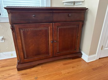 Gorgeous Broyhill Sideboard Cabinet