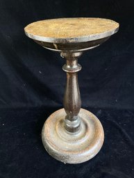 Pedestal Stand