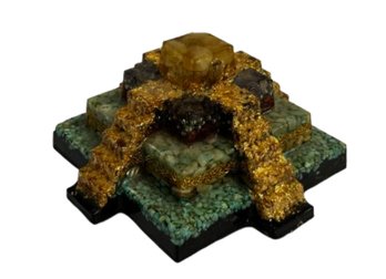 Model Mayan / Organite Pyramid