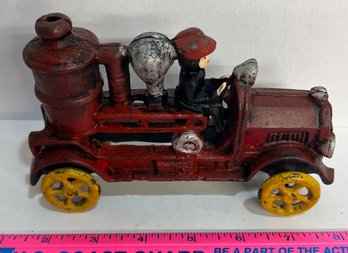 Cast Iron Fire Engine Pumper Truck Conductor With Wheels