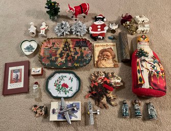 Fabulous Retro Collection Of Christmas Decorations