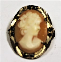 Vintage Gold Filled Small Hand Carved Shell Cameo Pin