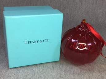 Beautiful Rare Vintage Red THAMES Glass - Made For TIFFANY & CO Christmas Ornament With Original Box -WOW !