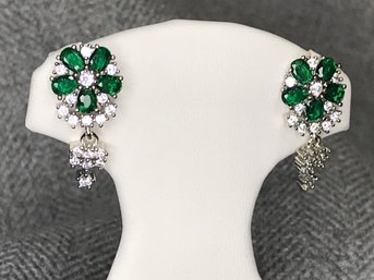 Stunning Brand New Sterling Silver / 925 Earrings With Emeralds And Sparkling White Topaz - Very Pretty !