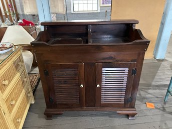 Dry Sink With Louvered Doors