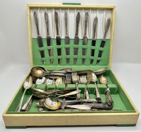 Silver Plate Cutlery, Several Pattens By Community & Rogers In Vintage Box (Over 70 Pieces)