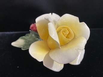 Vintage Porcelain Nuona Capodimonte Yellow Rose Hand Made With Little Pink Roses So Beautiful