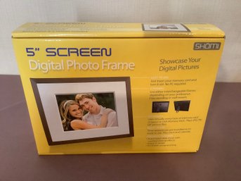 Shomi 5' Screen Digital Photo Frame