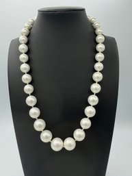 Impressive 14k Yellow Gold & Graduating Large Pearl Necklace