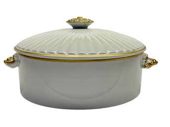 Golden Heirloom Oven Ware Covered Casserole Dish