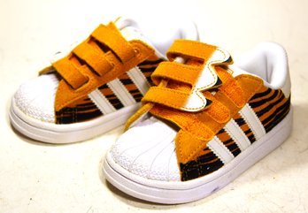 Adidas Infant Toddler Tiger Design Sneakers W Velcro Size 5 1/2 K