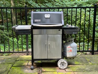 Weber Spirit 2-Burner Gas Grill With Propane Tank