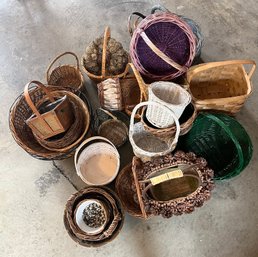 Large Lot Of Assorted Baskets