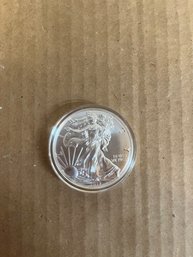 Beautiful 2017 One Ounce American Silver Eagle Coin Uncirculated BU In Plastic Case