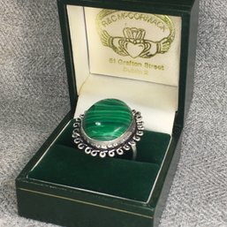 Stunning Brand New Sterling Silver / 925 Ring With Large Polished Malachite - Very Pretty Ring - BRAND NEW