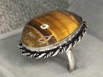 Fantastic Sterling Silver / 925 Cocktail Ring With Highly Polished Tiger Eye Cabochon - Very Pretty Ring !
