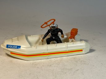 BRITAINS Plastic Model Of A POLICE BOAT - 1973