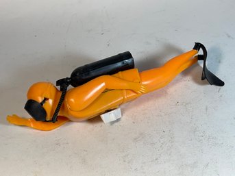 KN #7901 - WIND UP SCUBA DIVER TOY (we Have The Original Packaging, It Came Undone)