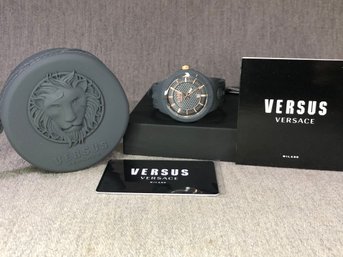 Fun Brand New $210 VERSACE / Versus All Silicone Watch With BONUS Wristlet Purse - Two Items For One Bid !