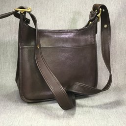 Fabulous Vintage COACH Legacy Bag Model 9966 - Made In United States - Brown Leather - Very Nice Bag !