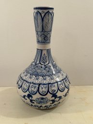 Vintage Hand Painted Blue & White Lotus Flower Porcelain Vase 10.5' Vietnam