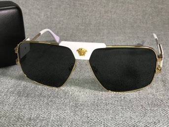 Fantastic Like New VERSACE Unisex Sunglasses - $399 Retail - Made In Italy - White / Gold - Might Be Brand New