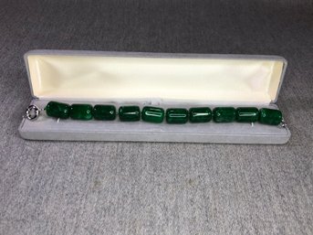 Interesting  Jade Bead ? Green Quartz ? Bracelet - Very Pretty Colors - Has Expensive Look To It - Nice !