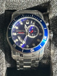 Never Worn Mens INVICTA 6090 GMT PRO DIVER- Top Of The Line Diving Watch