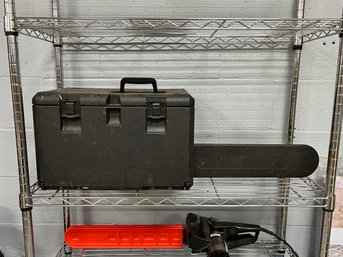 Poulan Pro 18' Chain Saw With Carrying Case