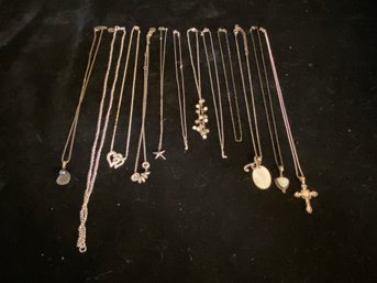 Jewelry Lot 1 - Chain Necklaces