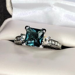 Beautiful Sterling Silver / 925 Teal Color Topaz - Very Pretty  Ring - Never Worn - Brand New Piece !