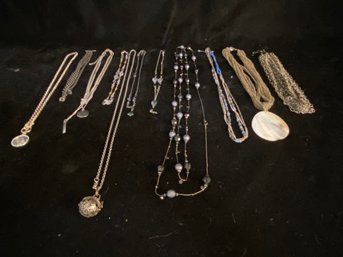 Jewelry Lot 2 - Chain Necklaces