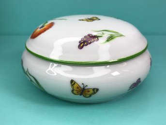 Lovely Vintage TIFFANY & Co / Limoges Trinket Box - TIFFANY GARDEN - Made In France - All Hand Painted