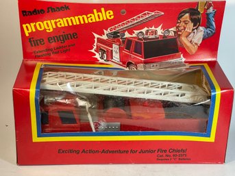 RADIO SHACK - PROGRAMMABLE FIRE ENGINE Toy