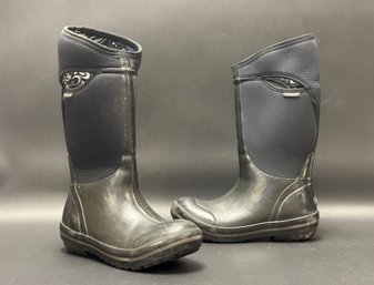 Classic Bog Boots, Women's Size 8
