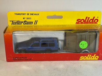 SOLIDO - TRANSPORT DU - CHEVAUX  Diecast Toy In Original Box