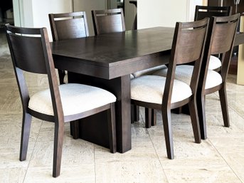 A Modern 'Garwood' Dining Table And Set Of 6 Chairs By Pulaski Furniture