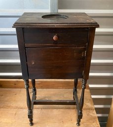 Mahogany Standing Humidor