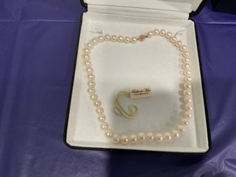 Stunning Cultured Fresh Water Pearl Necklace With 14k Clasp