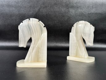 A Pair Of Vintage Horsehead Bookends In Hand-Carved Natural Onyx