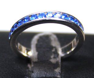 Vintage Sterling Silver Band Ring Having Blue Stones Size 5.5