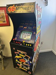 Fantastic MIDWAY MULTI-CADE ARCADE MACHINE CABINET- 12 Games In Good Working Order