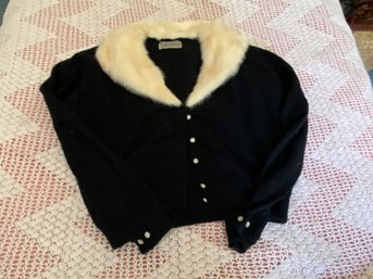 Black Vintage Cashmere Sweater With Fur Collar