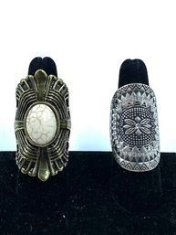 Pairing Of Size 8 Oversized Statement Rings