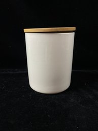 Ceramic Lidded Canister Set With Wooden Lids