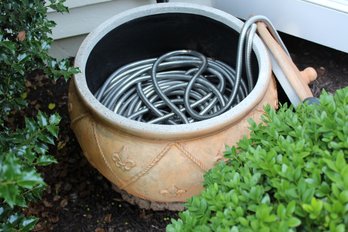 Hose Pot (just The Pot And Lid, No Hose)