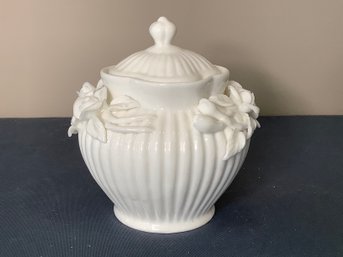 I Godinger & Co Delicate Floral Sugar Jar