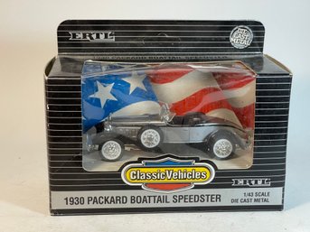 ERTL CLASSIC VEHICLES 1930 PACKARD BOAT TAIL SPEEDSTER Die Cast Toy Car