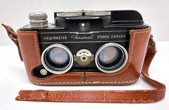 Vintage Sawyers  Viewmaster Personal Stereo Camera In Original Leather Case