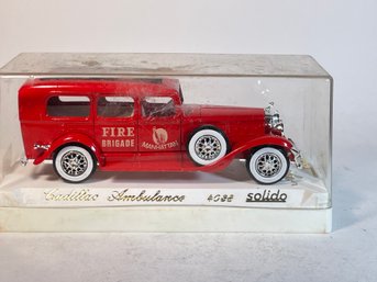1948 TUCKER - CADILLAC AMBULANCE - SOLIDO L'AGE D'OE Die Cast Toy Car In Original Box